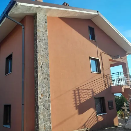 Lodge Incanto